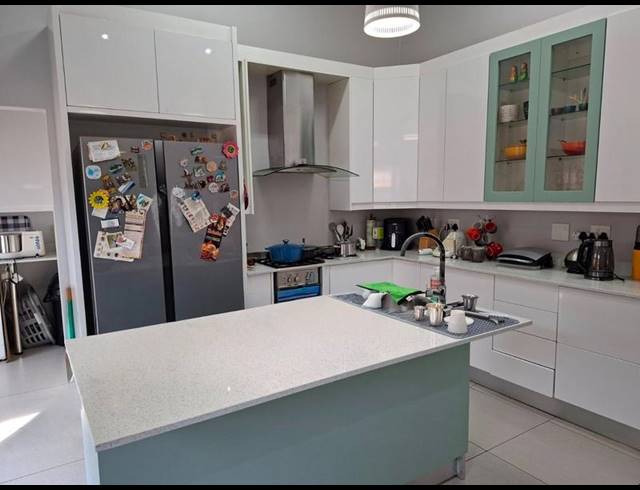 3 BEDROOM PROPERTY TO RENT IN MIDSTREAM ESTATE